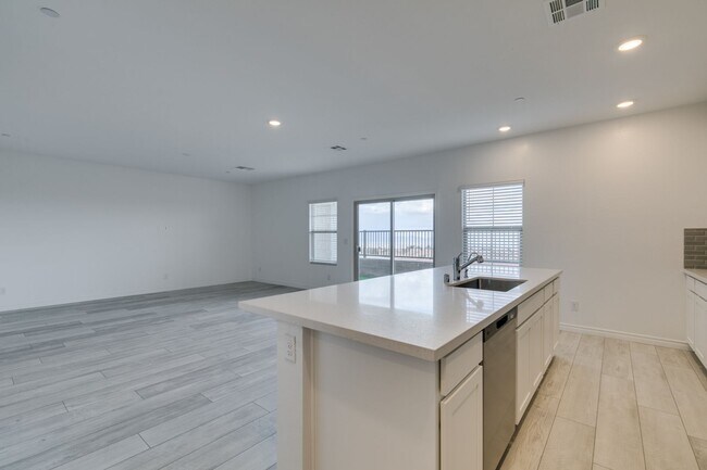 Building Photo - GORGEOUS SUMMERLIN WEST COMMUNITY**TONS OF UPGRADES*CITY AND STRIP VIEWS*COMMUNITY POOL AND SPA*