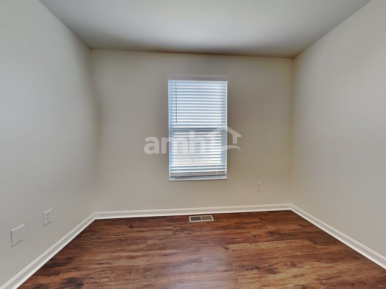 Building Photo - 5505 Windsor Ct