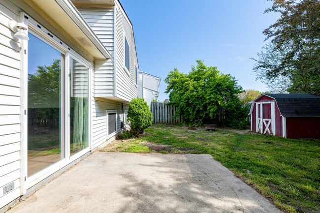 Building Photo - 1152 Rue Deauville Blvd