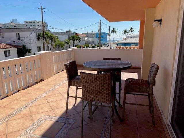 Building Photo - 801 S Ocean Dr