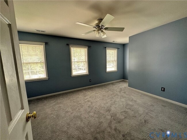 Building Photo - 5509 Jones Mill Dr