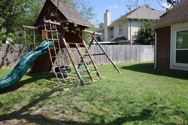 Building Photo - 3223 Autumn Bridge Ln