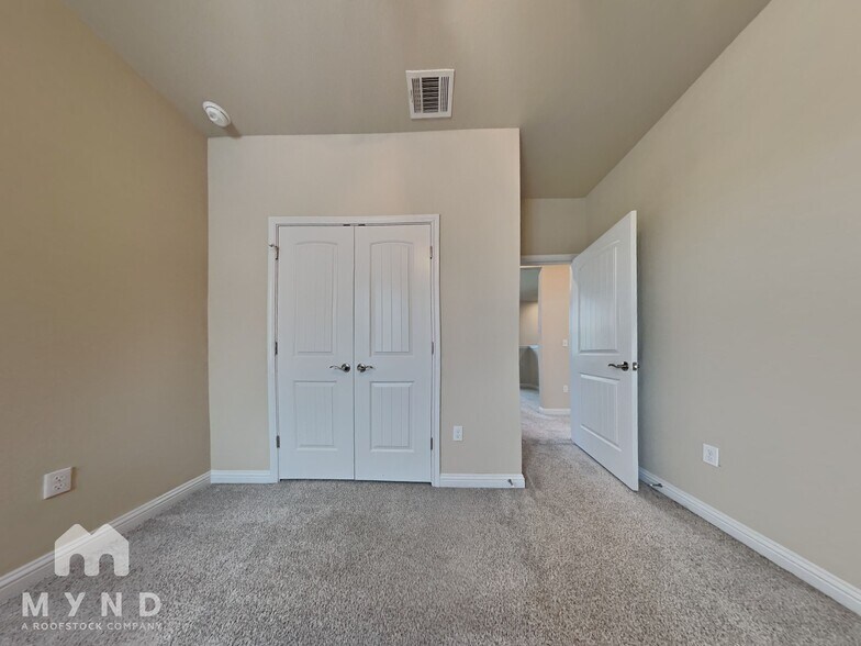 Building Photo - 8603 McKamy Dr