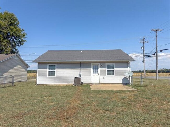 Building Photo - 919 State Line Rd