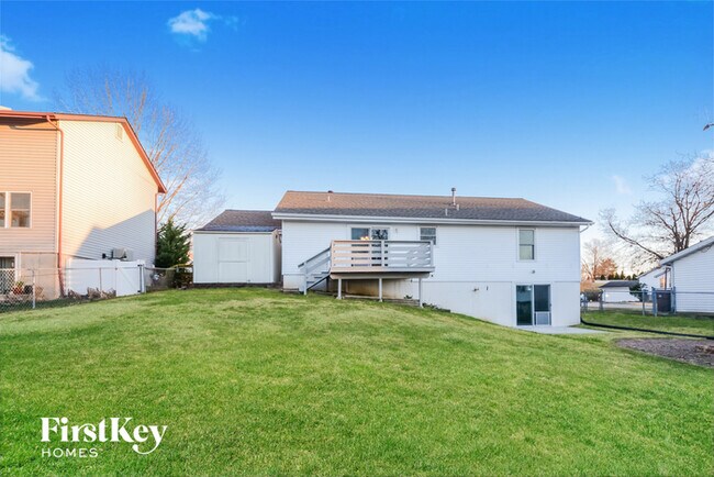 Building Photo - 210 Briar Valley Ct S