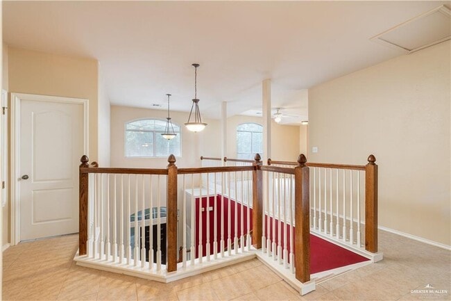 Building Photo - 18 Fairmont Ave