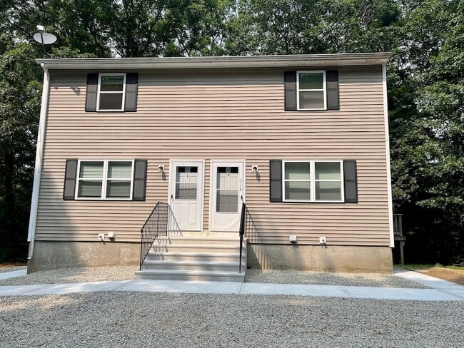 Building Photo - 312 Dr Foote Rd