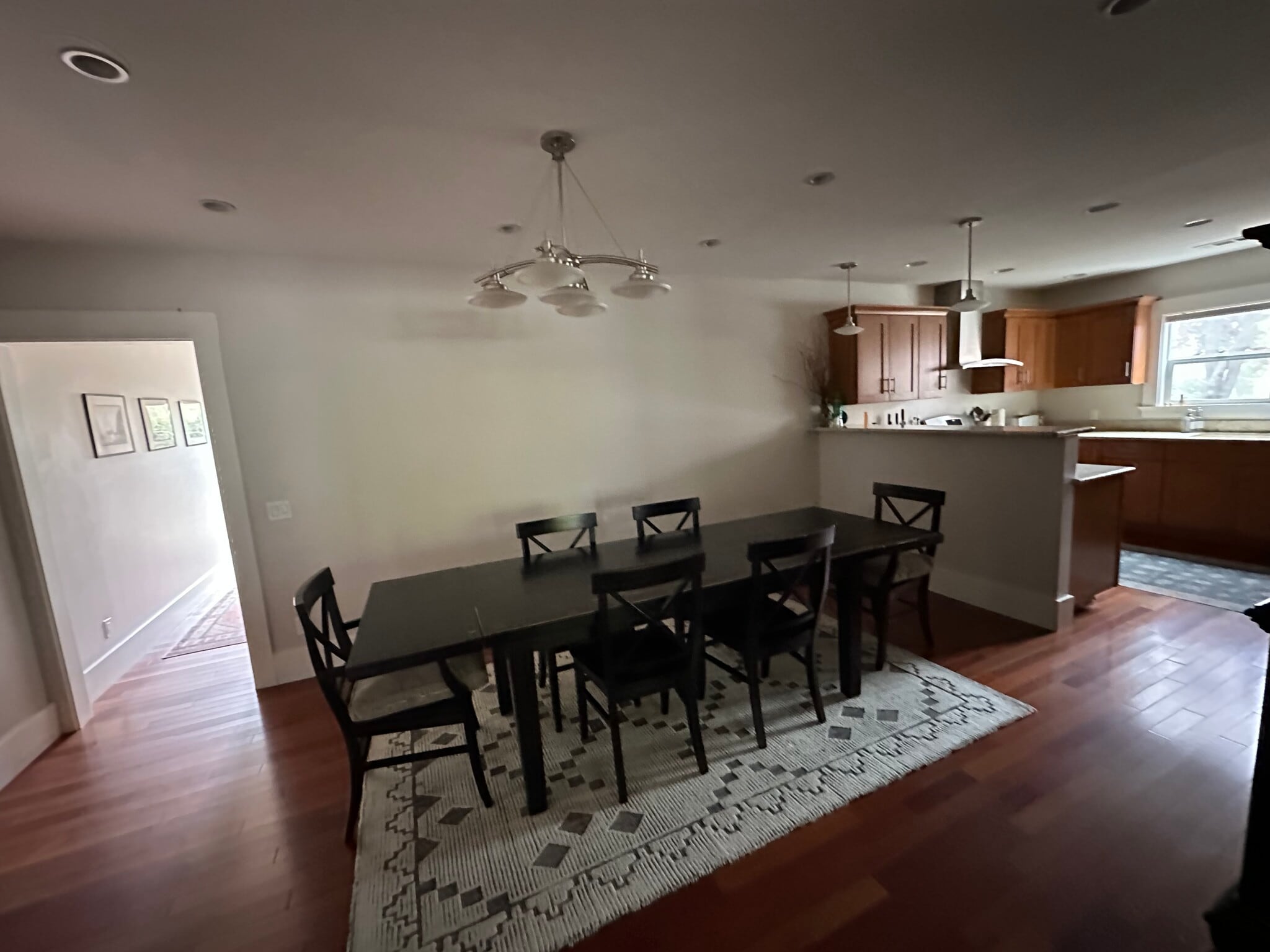 Dining Area - 504 Montgomery St
