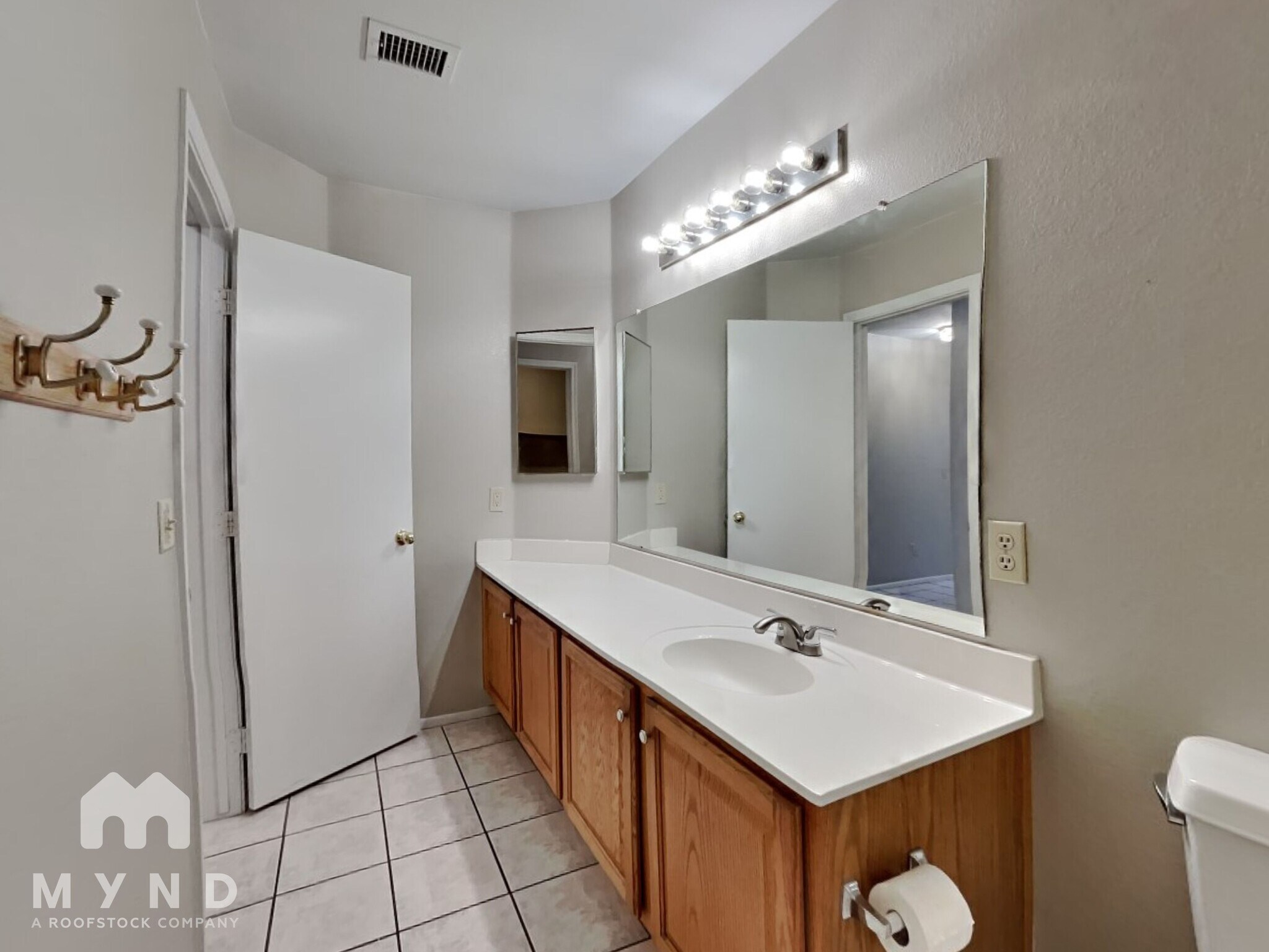 Building Photo - 3828 W Mariposa Grande Ln
