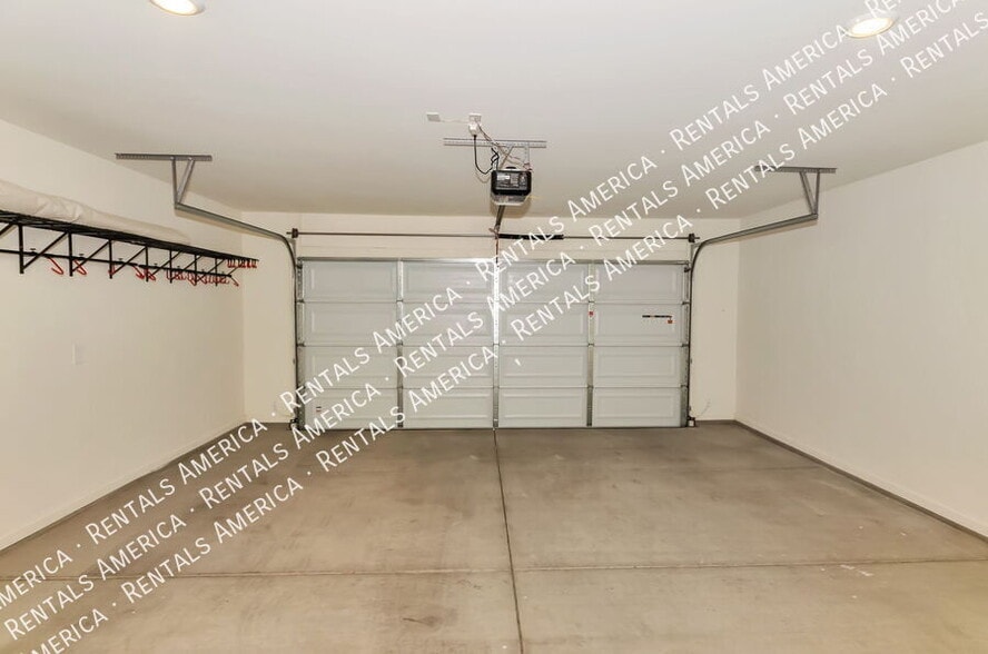 Building Photo - 12553 E Caden Dr
