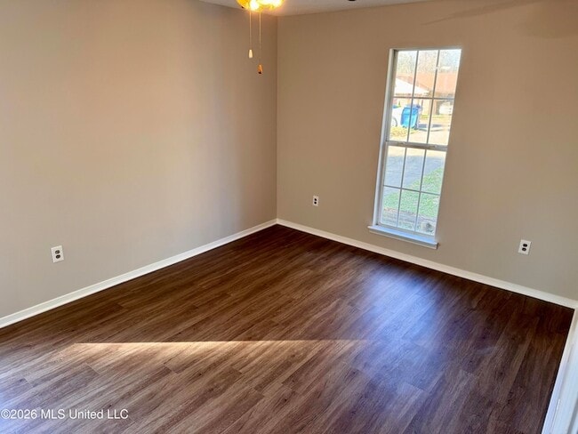 Building Photo - 6440 Lynnfield Rd