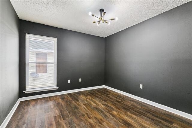 Building Photo - 241 Helen St