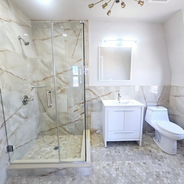 Building Photo - 333 S 21st St