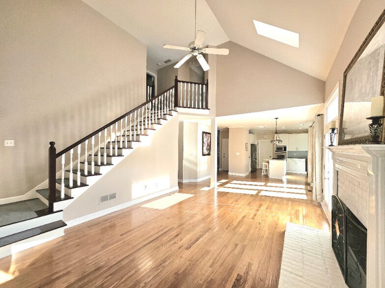 Building Photo - 110 Vicarage Ct