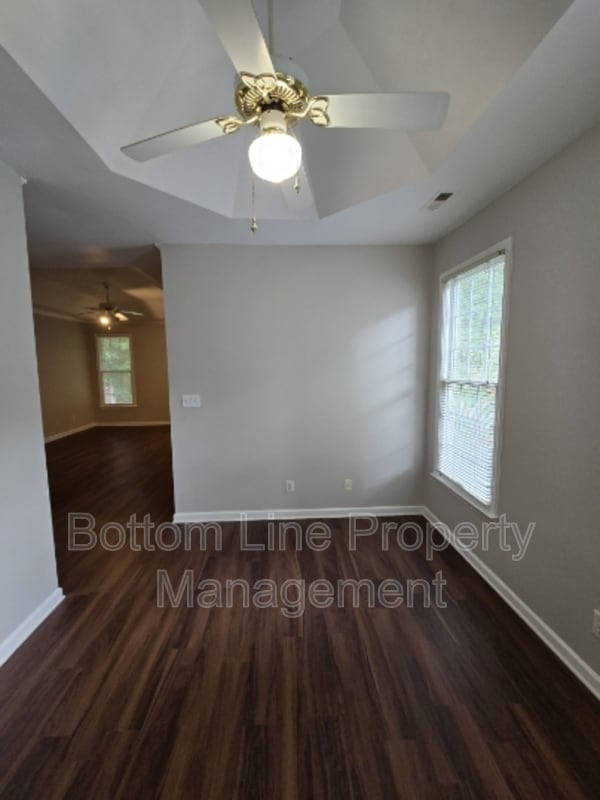 Building Photo - 7803 Harrington Woods Rd