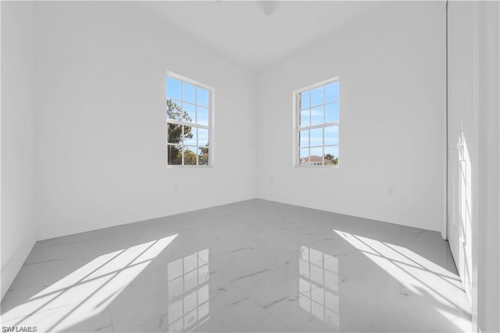 Building Photo - 3311 11th St W