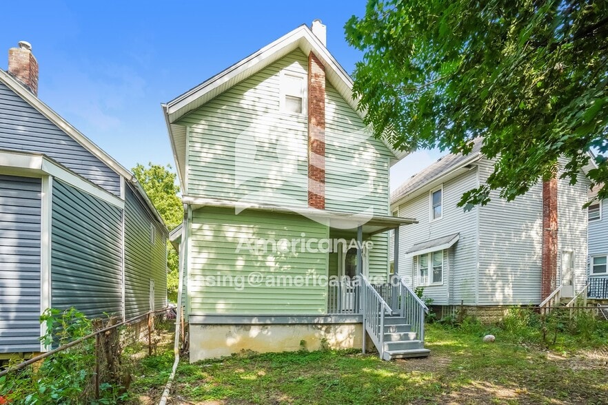Building Photo - 586 Johnston Ct