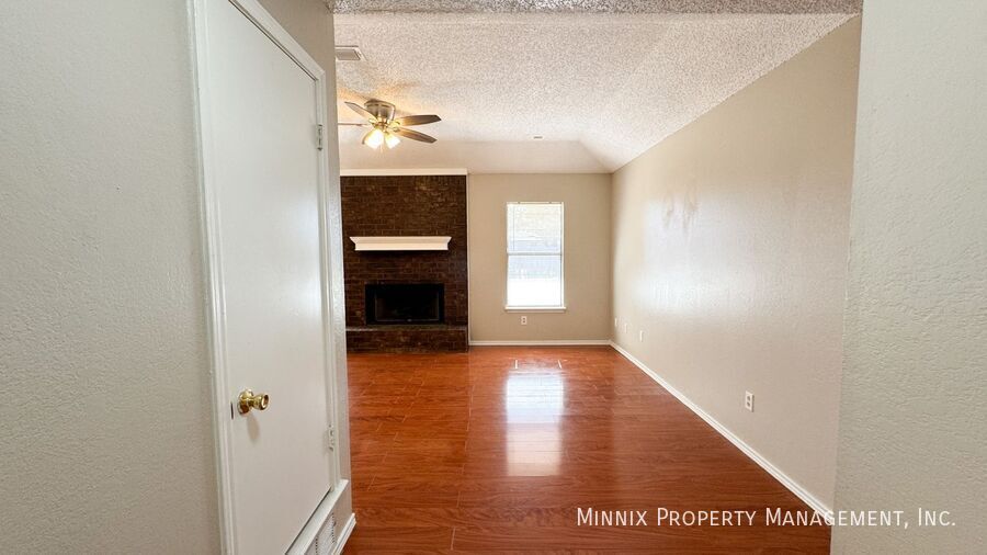 Building Photo - 2509 79th St