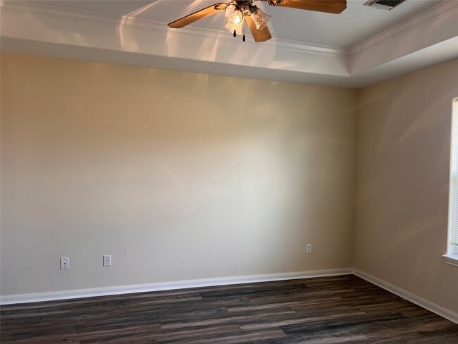 Building Photo - 12534 Ridgecrest Dr