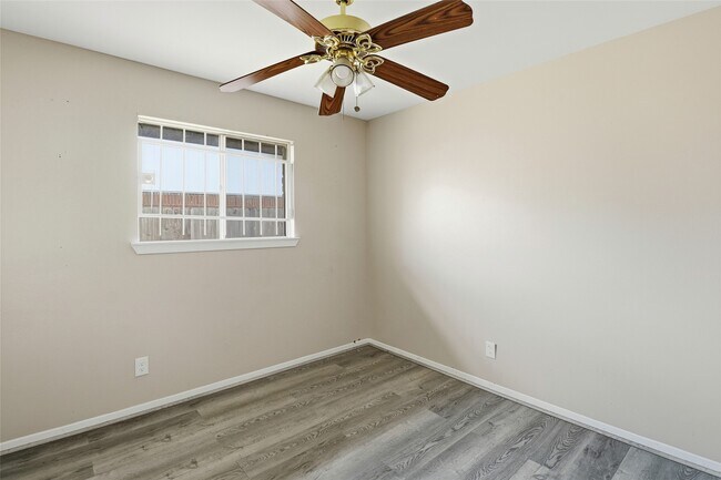 Building Photo - 6226 Antha St