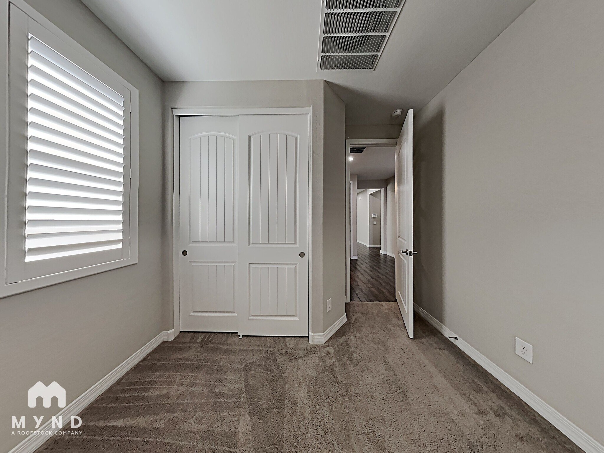 Building Photo - 10106 E Tamery Ave