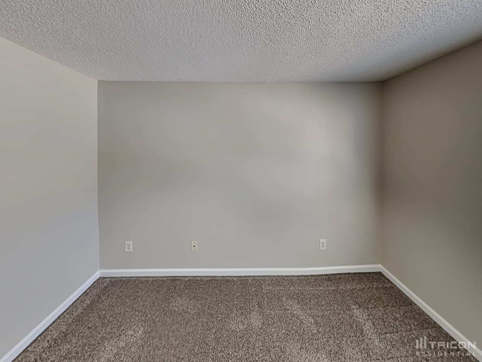 Building Photo - 156 Hillcrest Ct