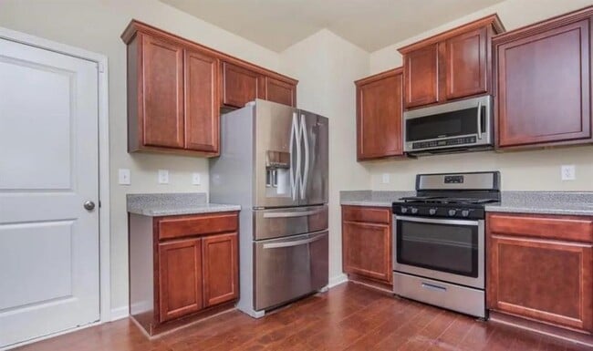 Building Photo - 3369 Castleberry Village Cir