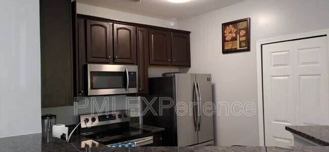 Building Photo - 15612 Everglade Ln