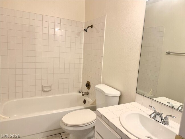 Building Photo - 5064 Jeffreys St