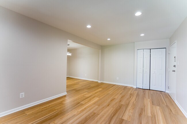 Building Photo - 8308 Tobin Rd