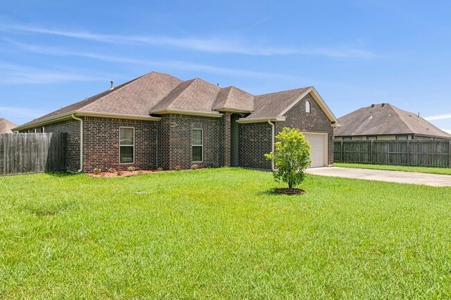 Building Photo - 6500 Llano Ln