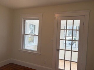 Building Photo - 26 Lebanon St