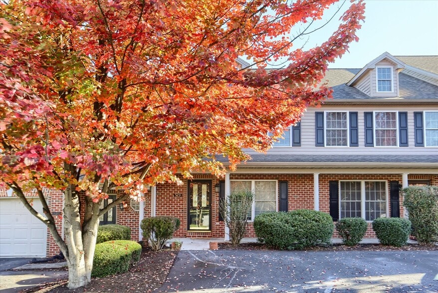 Primary Photo - 523 Northstar Dr