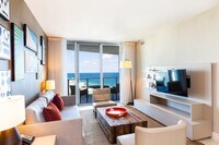 Building Photo - 4011 S Ocean Dr