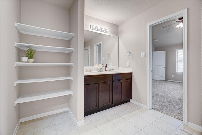 Building Photo - 2926 Indwarra Ct