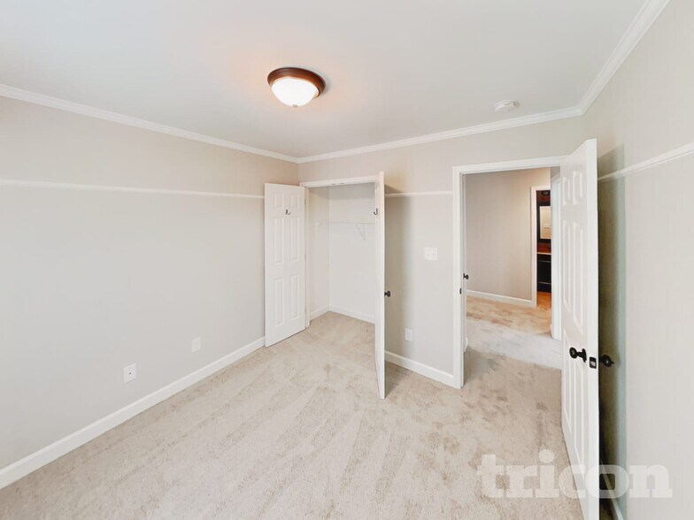 Building Photo - 449 College Blvd
