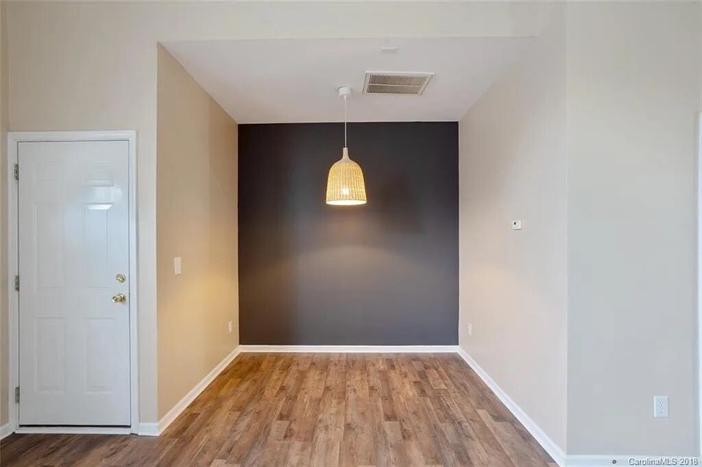 Building Photo - Room in Townhome on Stratfield Pl Cir