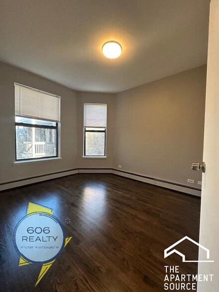 Building Photo - 5858 S King Dr