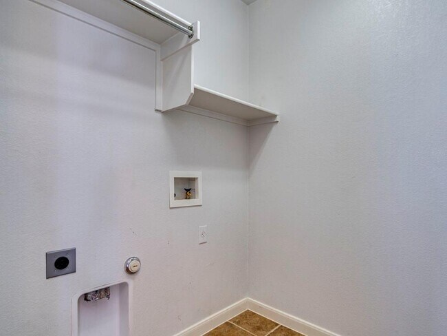 Building Photo - 14812 Avery Ranch Blvd