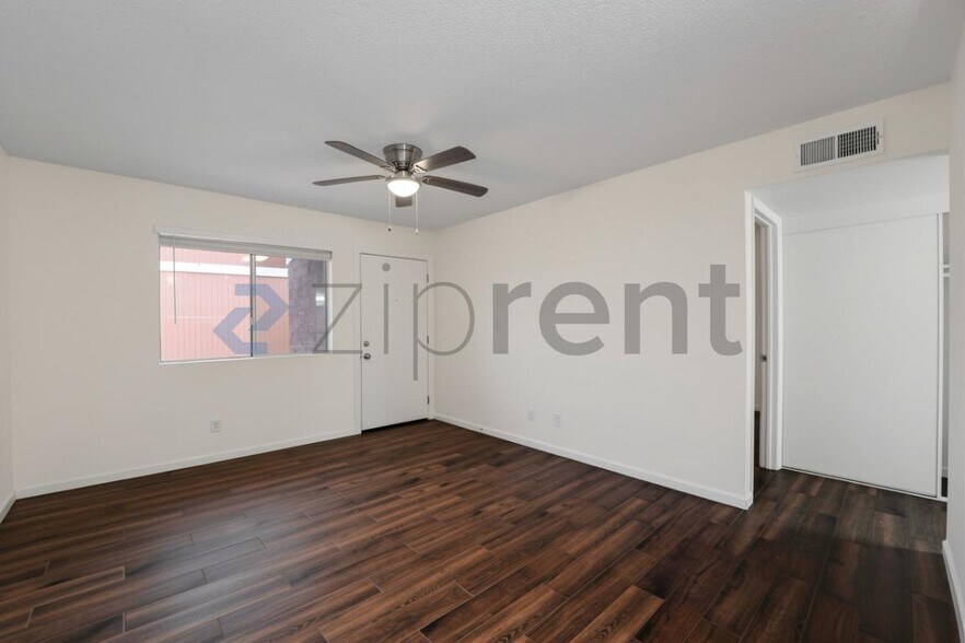 Building Photo - Unit 310