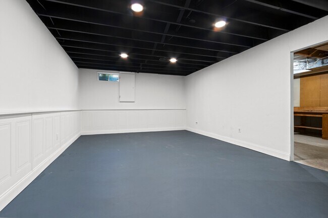 Building Photo - 2378 Cedar Rdg