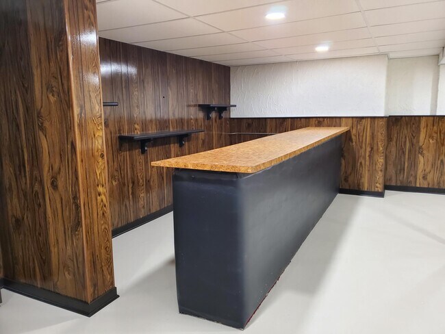 Building Photo - 18625 Lola Dr