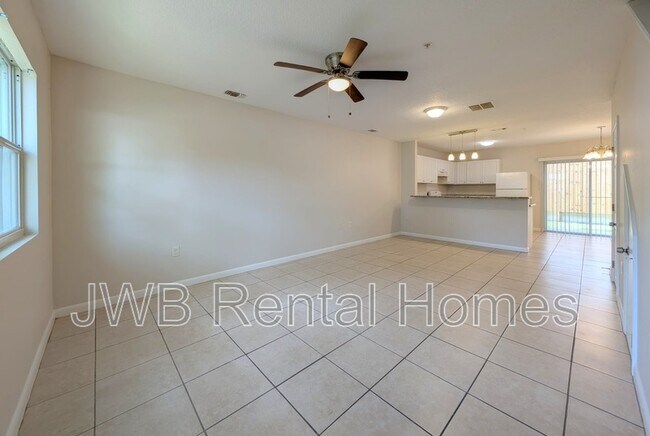 Building Photo - 2851 Yellow Pine Ct