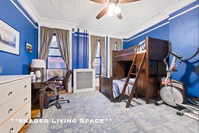 Building Photo - bedroom in Los Angeles CA 90018