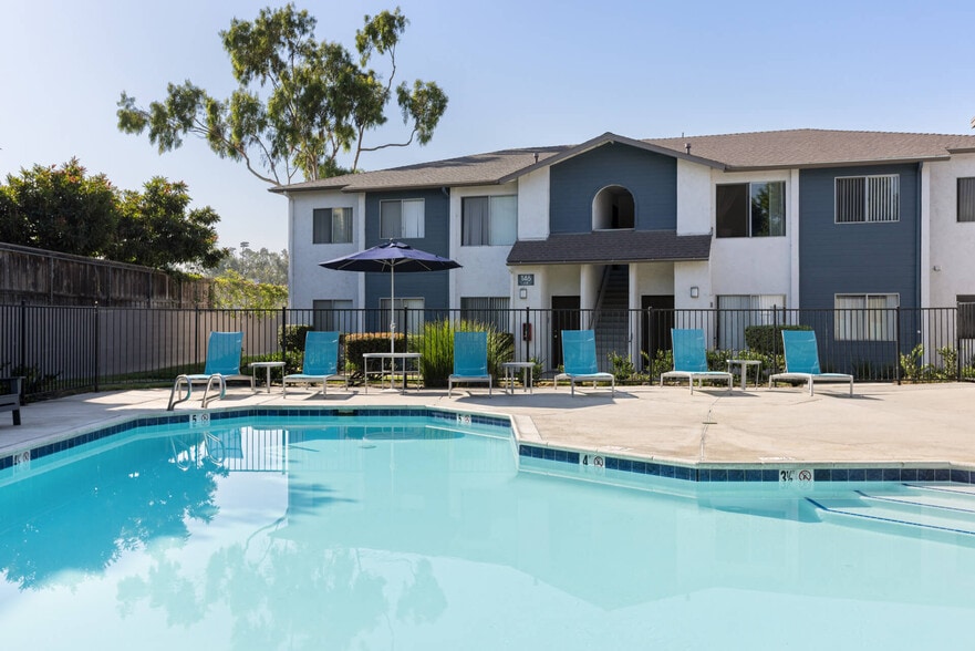 Primary Photo - Mar at Chavez