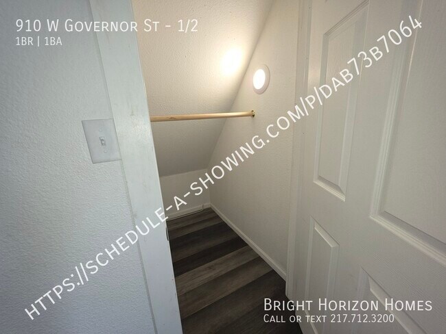 Building Photo - 910 W Governor St
