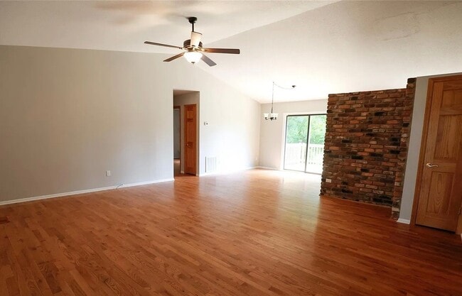 Building Photo - 5516 Brookwood Ln