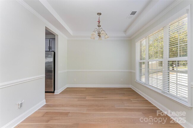 Building Photo - 139 Brackenbury Ln