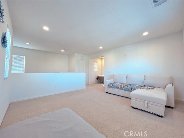 Building Photo - 15823 Elfin Forest Ave