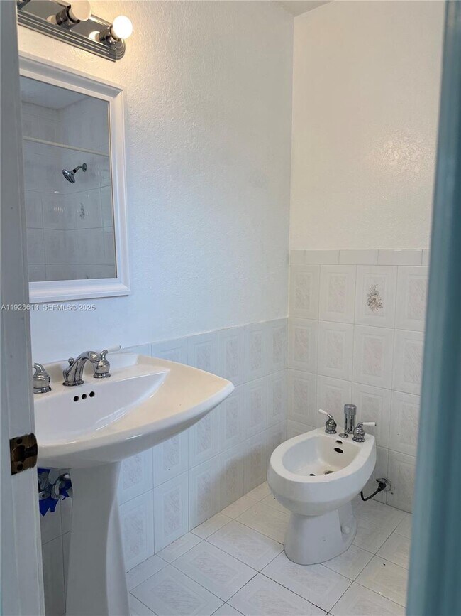 Building Photo - 12500 SW 251st Terrace